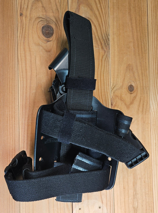 Plaque Tactique Cuisse + Holster Noire SIG PRO SAFARILAND - OCCASION