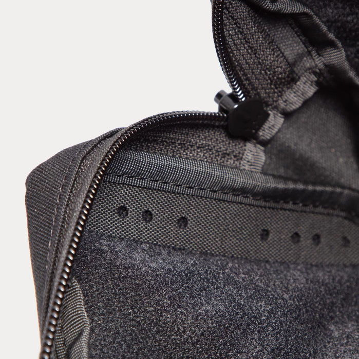 Poche UTILITY verticale Large - Olive