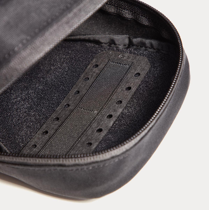 Poche UTILITY verticale Large - Olive