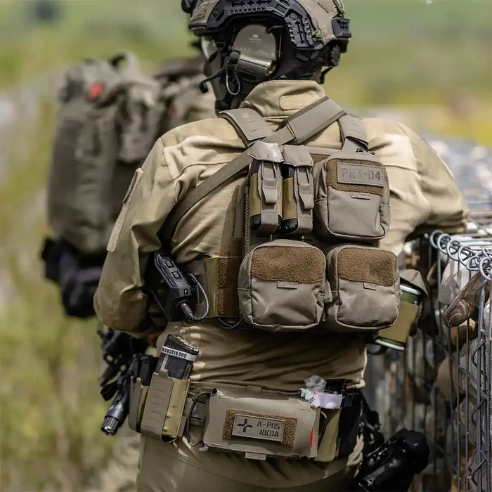 Kon-Schuberth_180_LARGE-1200 - La Brigade de l'équipement